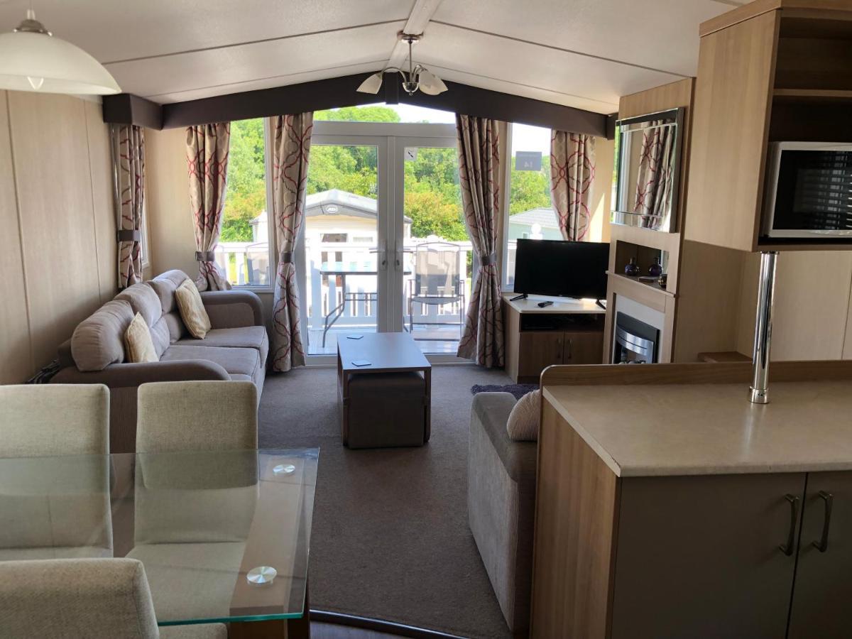 Popular Property In Bembridge Kültér fotó